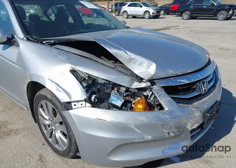 2012 Honda Accord 2.4 Ex z USA, uszkodzony, nr VIN 1HGCP2F79CA071786